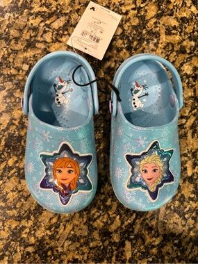 NWT Disney Frozen Blue Glitter Clog Sandals with Elsa & Anna